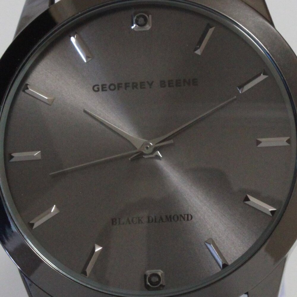 Geoffery Beene Men's Quartz Dress Watch Gun Metel Grey Milanese Bracelet 42mm - Picture 13 of 13